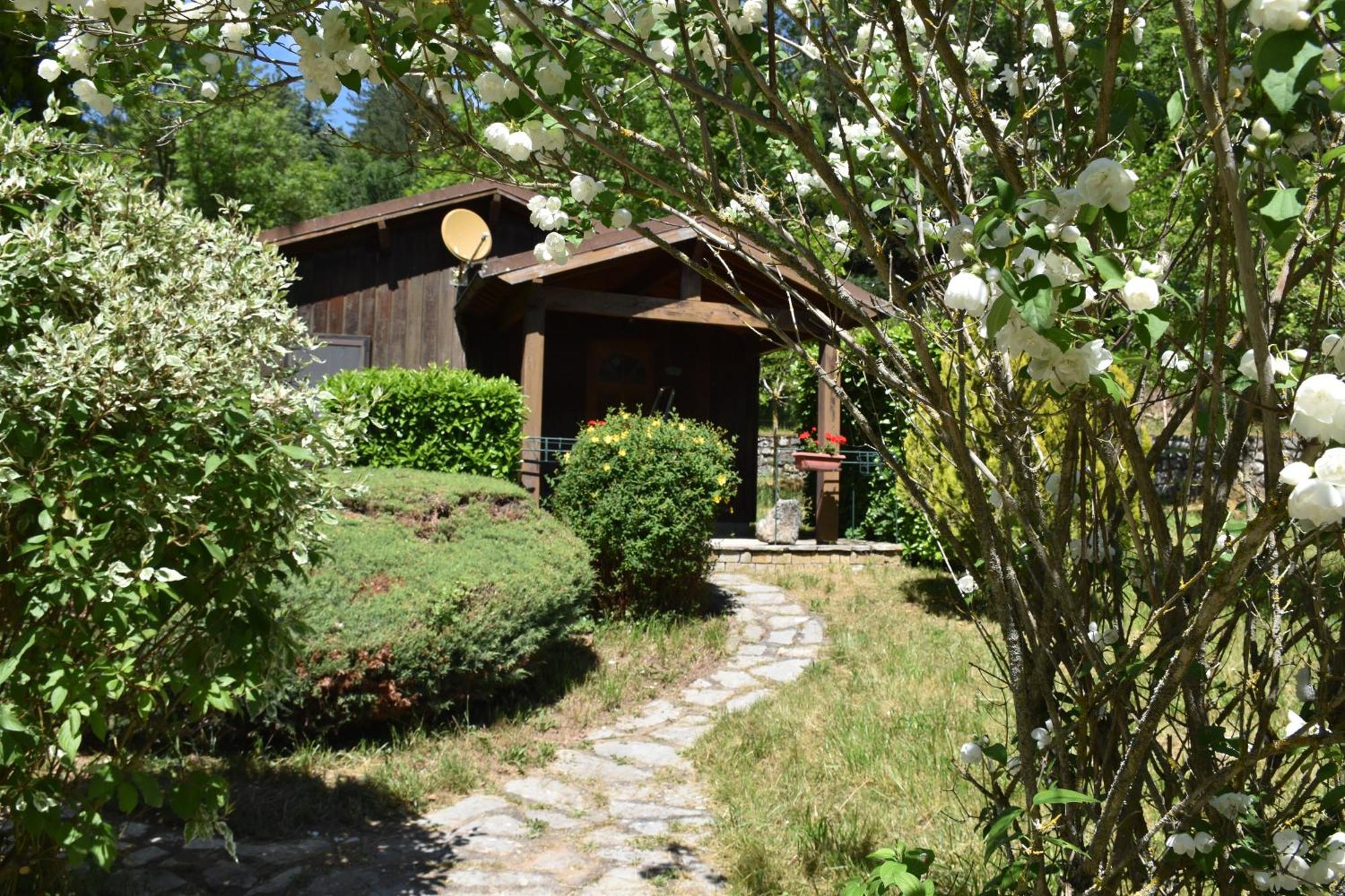 Les Chalets Du Roc Alzon Екстер'єр фото